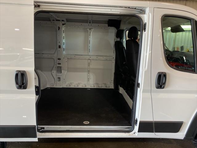 2025 RAM Ram ProMaster RAM PROMASTER 1500 TRADESMAN CARGO VAN LOW ROOF 136 WB