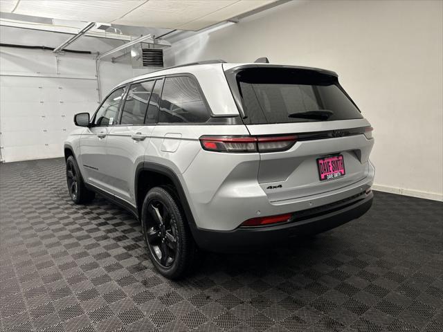 2025 Jeep Grand Cherokee GRAND CHEROKEE ALTITUDE 4X4