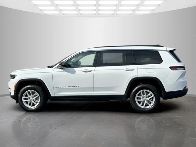 2025 Jeep Grand Cherokee GRAND CHEROKEE L LAREDO X 4X4