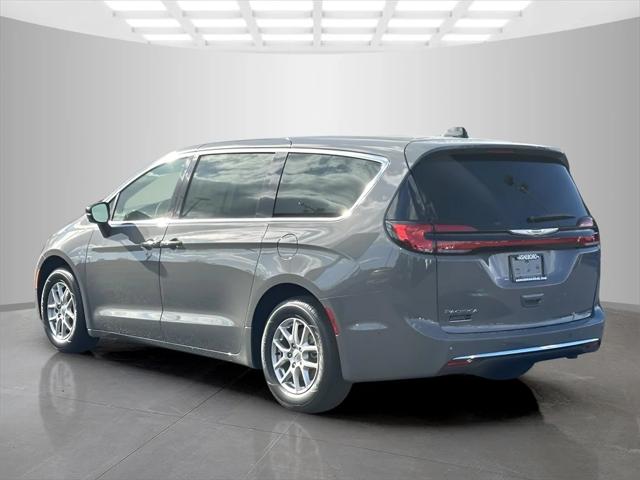 2025 Chrysler Pacifica PACIFICA SELECT