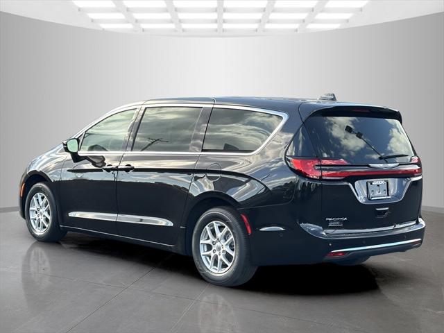 2025 Chrysler Pacifica PACIFICA SELECT