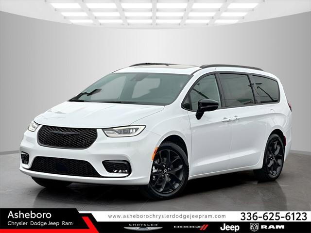2025 Chrysler Pacifica PACIFICA LIMITED