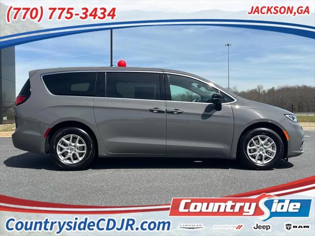 2025 Chrysler Pacifica PACIFICA SELECT
