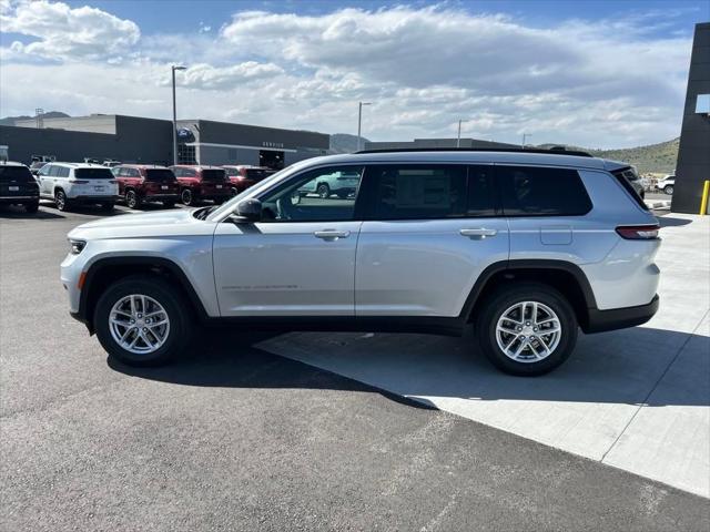 2025 Jeep Grand Cherokee GRAND CHEROKEE L LAREDO X 4X4