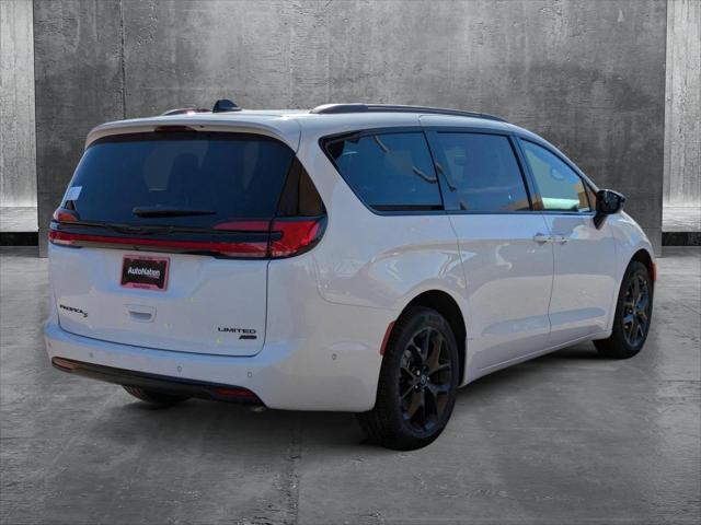 2025 Chrysler Pacifica PACIFICA LIMITED AWD