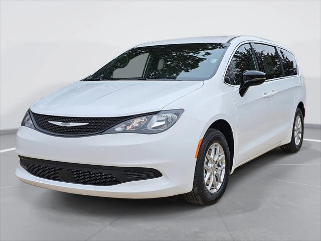 2025 Chrysler Voyager VOYAGER