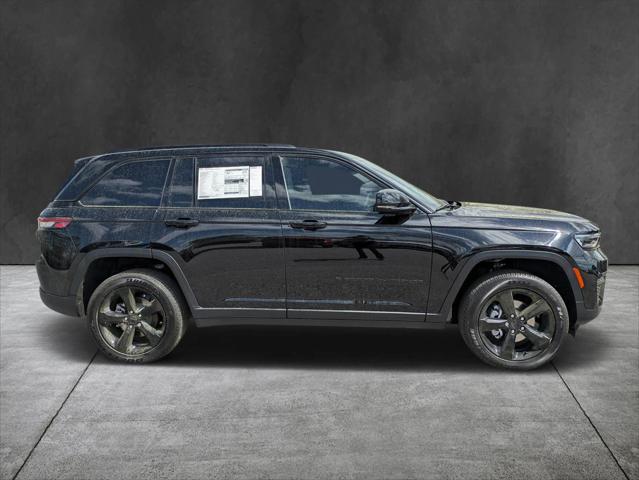 2025 Jeep Grand Cherokee GRAND CHEROKEE ALTITUDE X 4X4