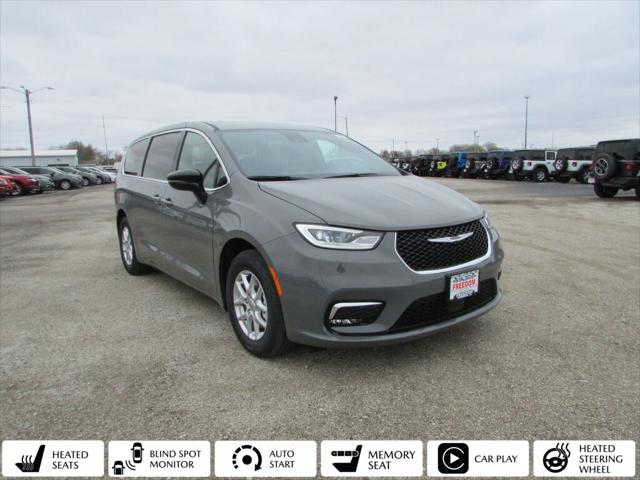 2025 Chrysler Pacifica PACIFICA SELECT