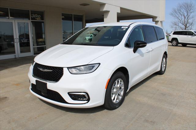 2025 Chrysler Pacifica PACIFICA SELECT