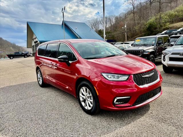2025 Chrysler Pacifica PACIFICA SELECT AWD