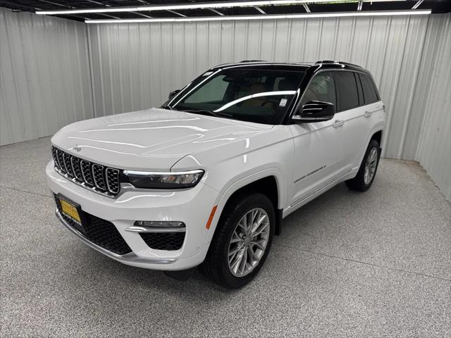 2025 Jeep Grand Cherokee GRAND CHEROKEE SUMMIT 4X4