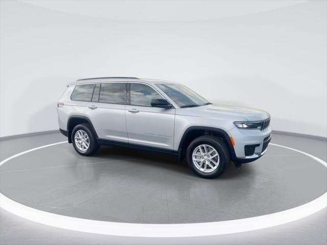 2025 Jeep Grand Cherokee GRAND CHEROKEE L LAREDO X 4X4
