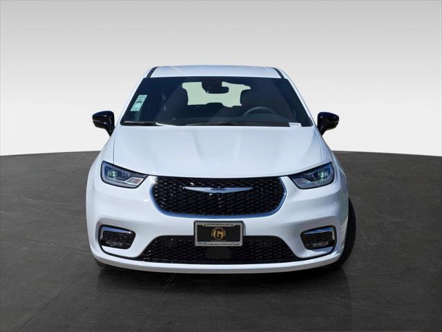 2025 Chrysler Pacifica PACIFICA SELECT