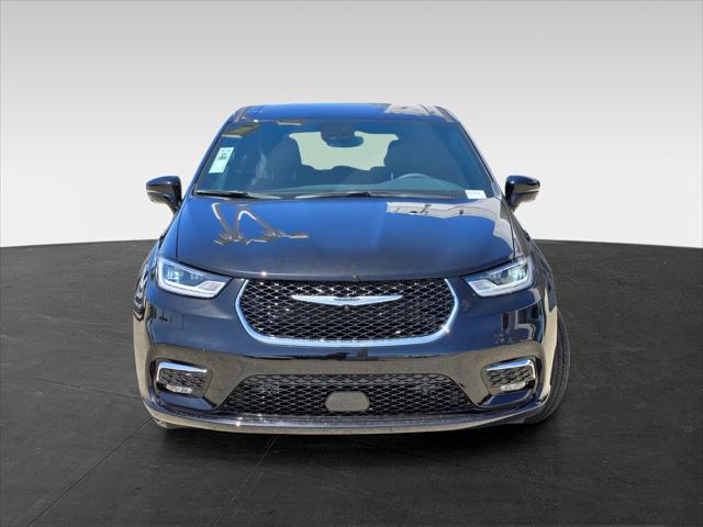 2025 Chrysler Pacifica PACIFICA SELECT