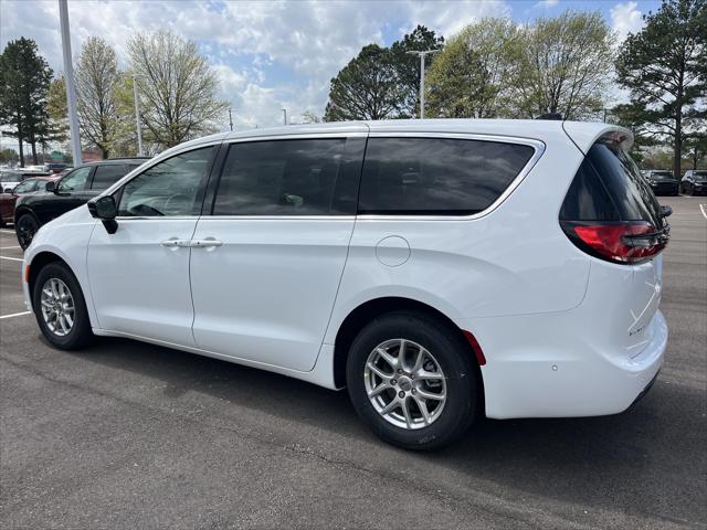 2025 Chrysler Pacifica PACIFICA SELECT