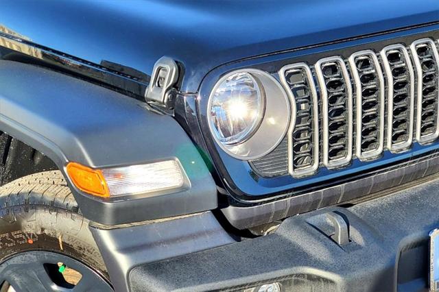 2025 Jeep Wrangler WRANGLER 4-DOOR SPORT