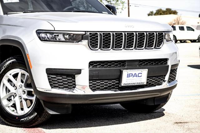 2025 Jeep Grand Cherokee GRAND CHEROKEE L LAREDO X 4X4