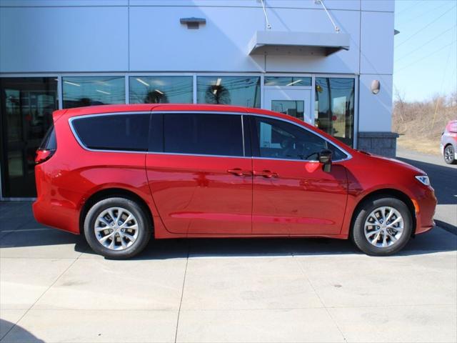 2025 Chrysler Pacifica PACIFICA SELECT AWD