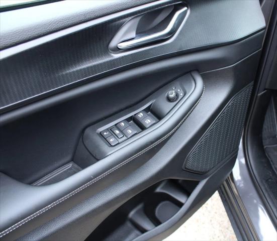 2025 Jeep Grand Cherokee GRAND CHEROKEE L ALTITUDE X 4X2