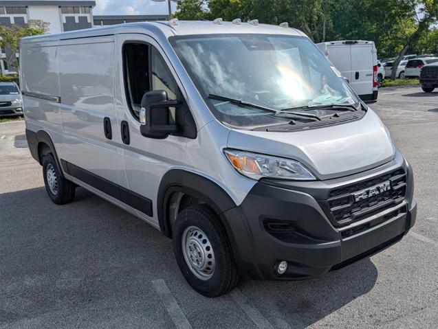 2025 RAM Ram ProMaster RAM PROMASTER 1500 TRADESMAN CARGO VAN LOW ROOF 136 WB