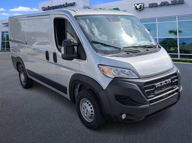 2025 RAM Ram ProMaster RAM PROMASTER 1500 TRADESMAN CARGO VAN LOW ROOF 136 WB