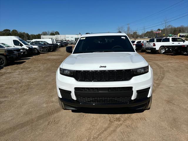 2025 Jeep Grand Cherokee GRAND CHEROKEE L ALTITUDE X 4X4