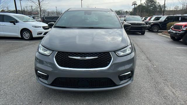 2025 Chrysler Pacifica PACIFICA SELECT