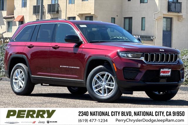 2025 Jeep Grand Cherokee GRAND CHEROKEE LAREDO X 4X4