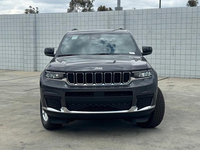 2025 Jeep Grand Cherokee GRAND CHEROKEE L LAREDO X 4X4