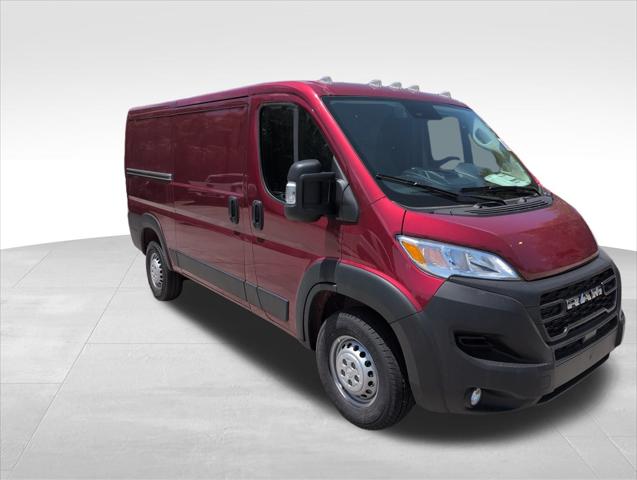 2025 RAM Ram ProMaster RAM PROMASTER 1500 TRADESMAN CARGO VAN LOW ROOF 136 WB