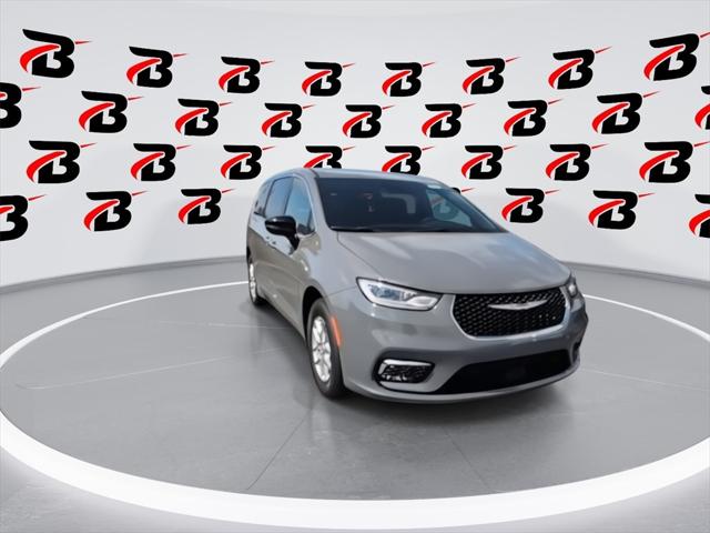 2025 Chrysler Pacifica PACIFICA SELECT