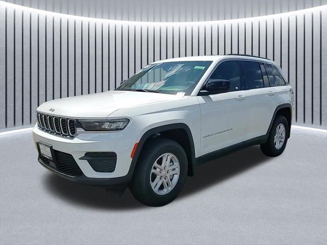 2025 Jeep Grand Cherokee GRAND CHEROKEE LAREDO 4X2