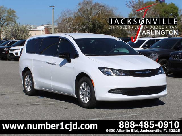 2025 Chrysler Voyager VOYAGER