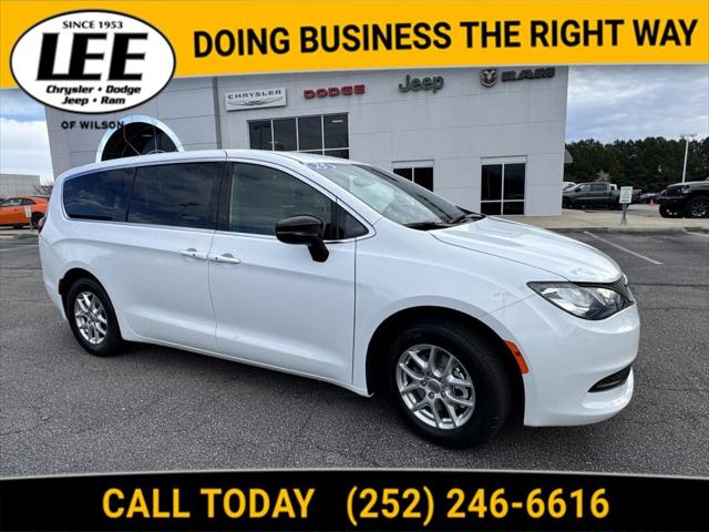 2025 Chrysler Voyager VOYAGER