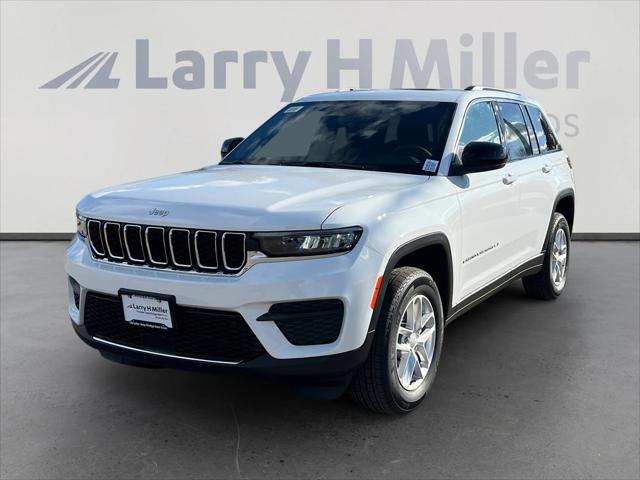2025 Jeep Grand Cherokee GRAND CHEROKEE LAREDO X 4X4