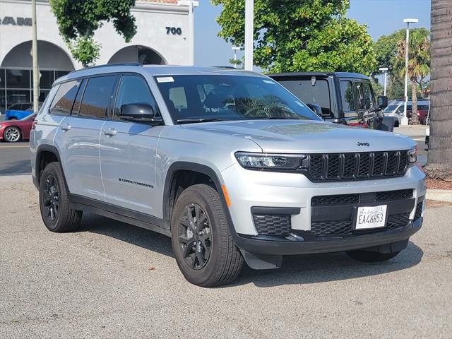 2025 Jeep Grand Cherokee GRAND CHEROKEE L ALTITUDE 4X4