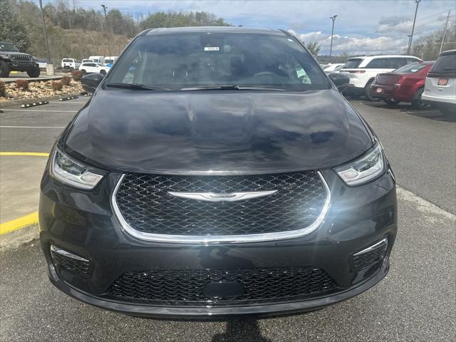 2025 Chrysler Pacifica PACIFICA SELECT