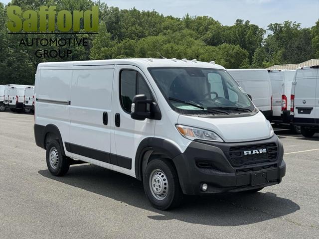2025 RAM Ram ProMaster RAM PROMASTER 1500 TRADESMAN CARGO VAN LOW ROOF 136 WB