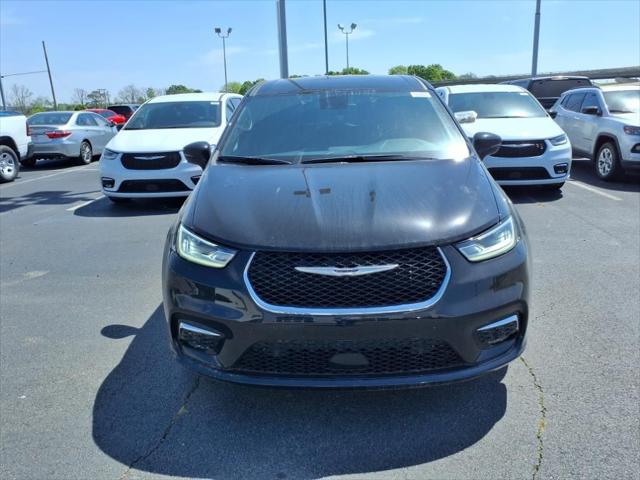 2025 Chrysler Pacifica PACIFICA SELECT
