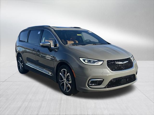 2025 Chrysler Pacifica PACIFICA PINNACLE