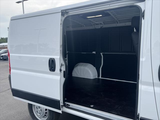 2025 RAM Ram ProMaster RAM PROMASTER 1500 TRADESMAN CARGO VAN LOW ROOF 118 WB