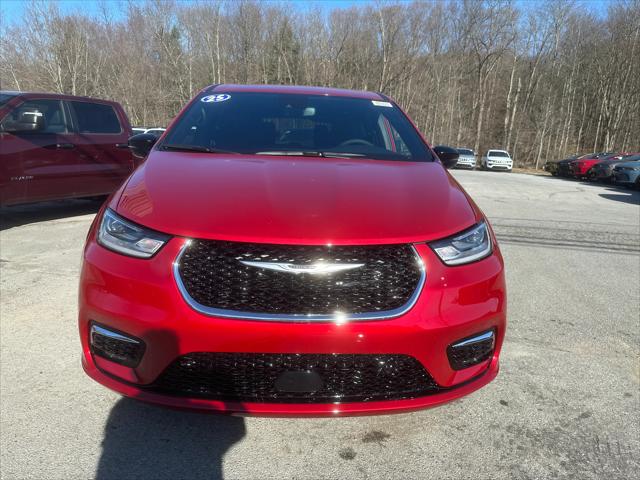2025 Chrysler Pacifica PACIFICA SELECT AWD