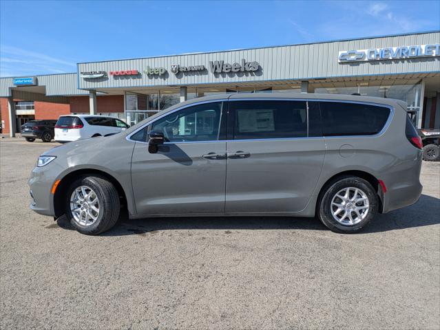 2025 Chrysler Pacifica PACIFICA SELECT