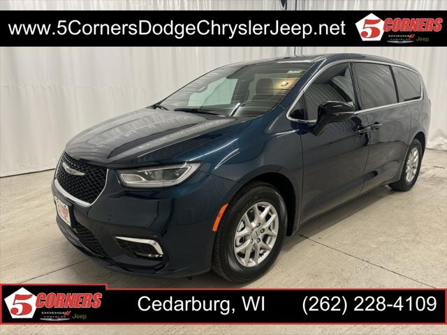 2025 Chrysler Pacifica PACIFICA SELECT