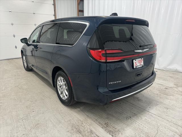 2025 Chrysler Pacifica PACIFICA SELECT