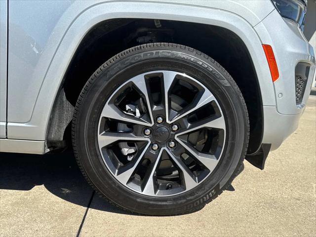 2025 Jeep Grand Cherokee GRAND CHEROKEE L OVERLAND 4X4