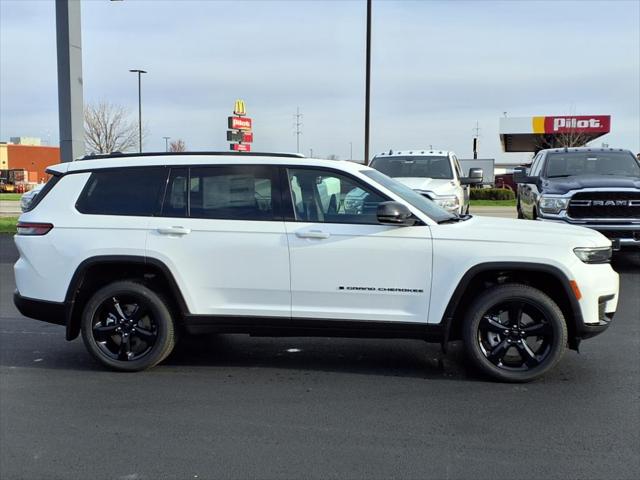 2025 Jeep Grand Cherokee GRAND CHEROKEE L ALTITUDE X 4X4