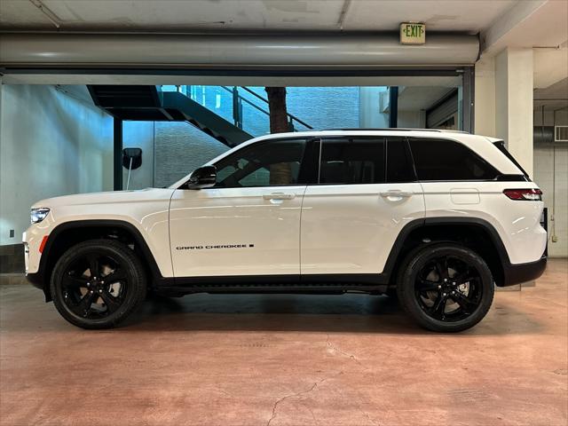 2025 Jeep Grand Cherokee GRAND CHEROKEE LIMITED 4X4