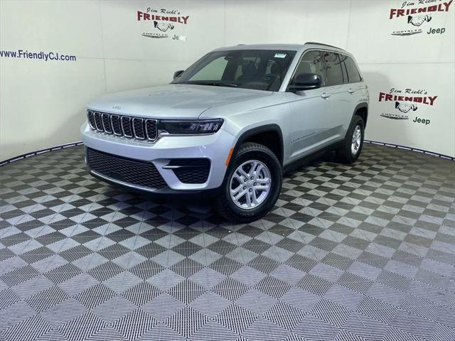 2025 Jeep Grand Cherokee GRAND CHEROKEE LAREDO 4X4