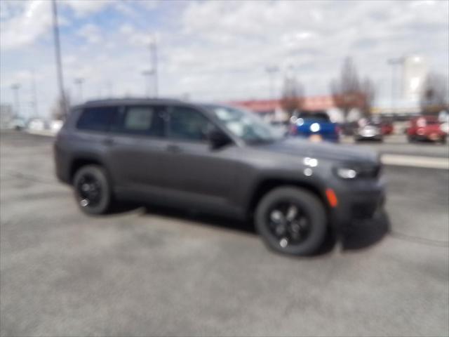 2025 Jeep Grand Cherokee GRAND CHEROKEE L ALTITUDE 4X4